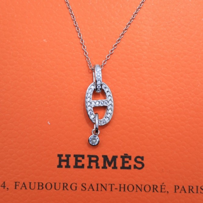 Hermes エルメス ・ネックレス