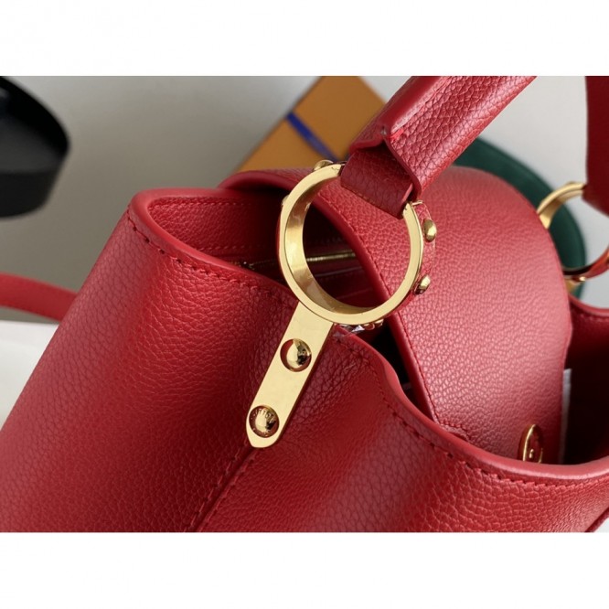M52689 Louis Vuitton カプシーヌ BB
