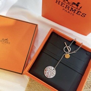 Hermes エルメス ・ネックレス Hermes エルメス ・ネックレス