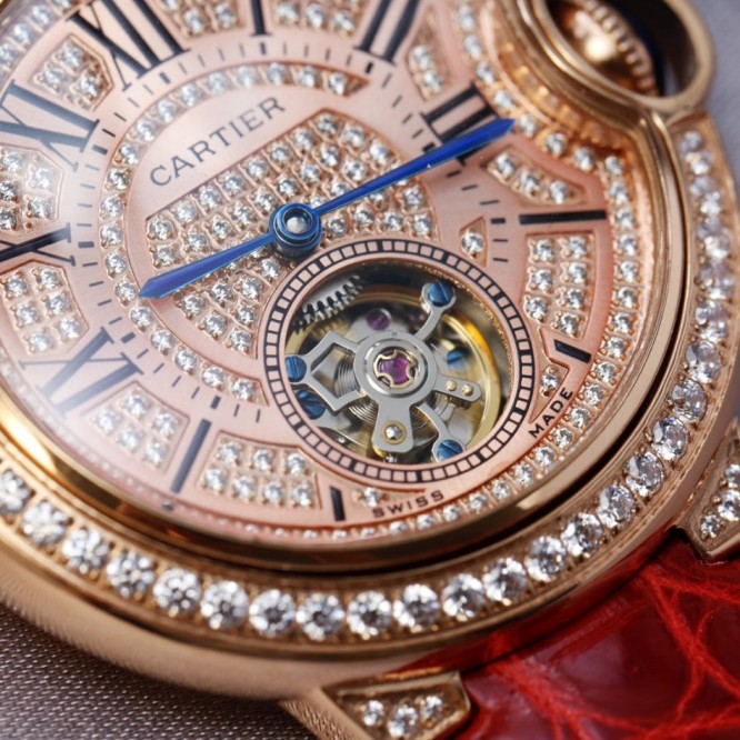 CARTIER BallonBleu バロンブルードゥカルティエ サントス-デュモン ウォッチの女性の腕時計