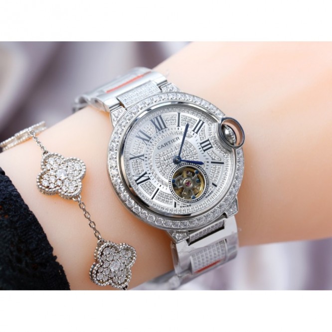 CARTIER BallonBleu バロンブルードゥカルティエ サントス-デュモン ウォッチの女性の腕時計