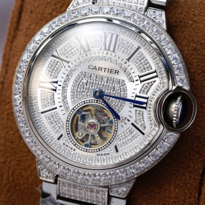 CARTIER BallonBleu バロンブルードゥカルティエ サントス-デュモン ウォッチの女性の腕時計