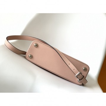 Louis Vuitton ルイヴィトン カプシーヌ BBM94635 