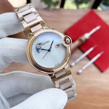 CARTIER BallonBleu バロンブルードゥカルティエ サントス-デュモン ウォッチの女性の腕時計