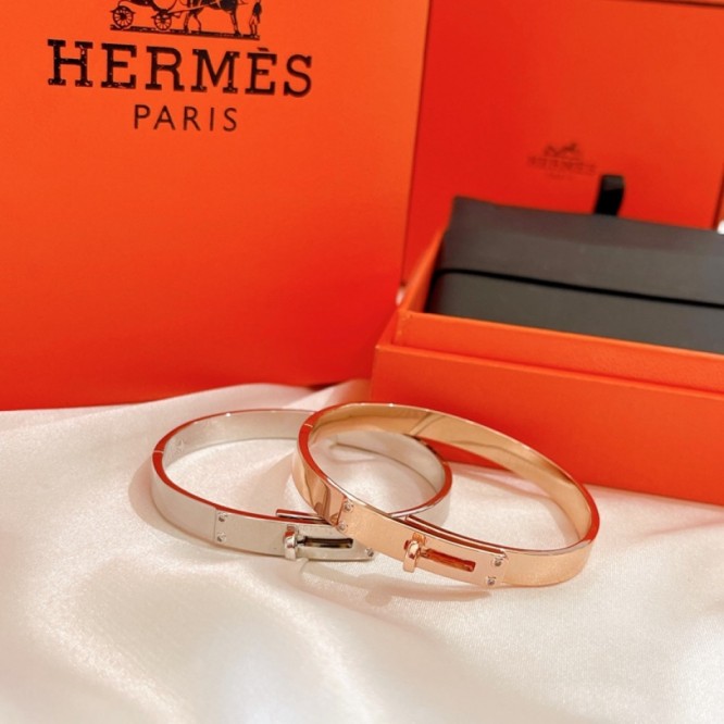 Hermes エルメス ・ブレスレット     
