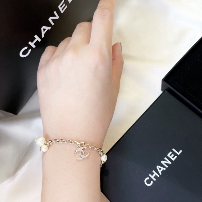 Chanel・ シャネルブレスレット