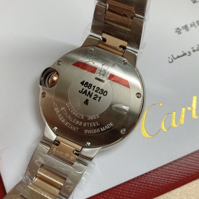 CARTIER BallonBleu バロンブルードゥカルティエ サントス-デュモン ウォッチの女性の腕時計