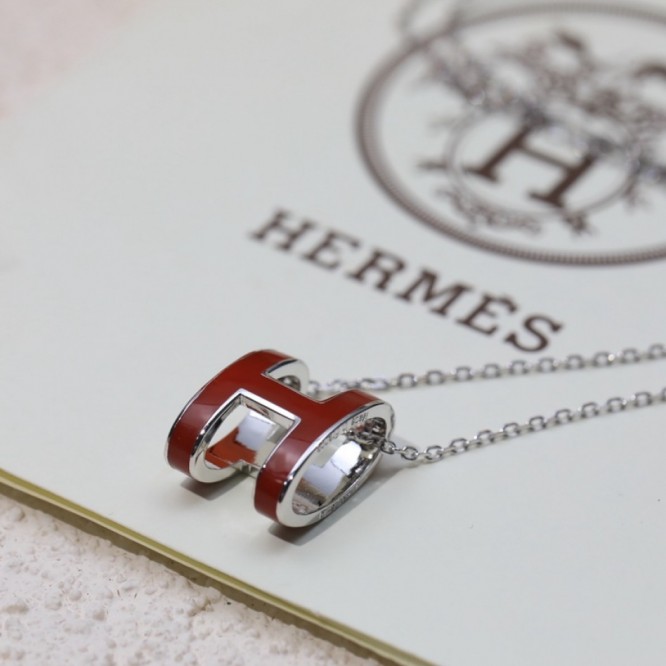 Hermes エルメス ・ネックレス