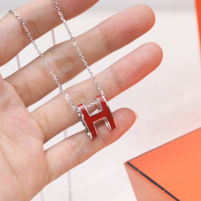 Hermes エルメス ・ネックレス