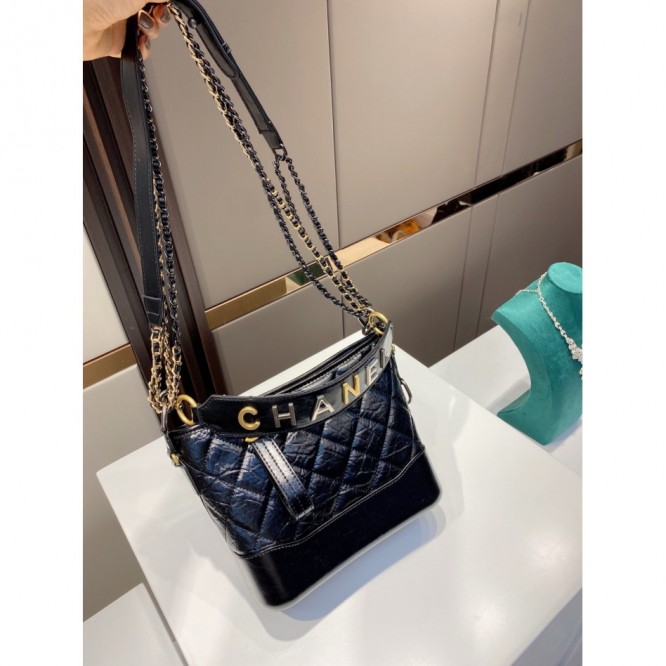 Chanel シャネル 最新なクラシックなハンドバッグ