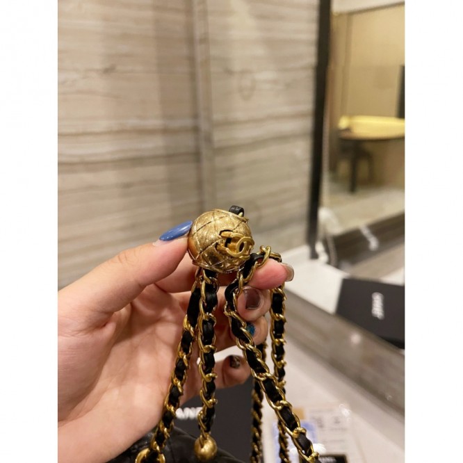 Chanel シャネル なクラシックなハンドバッグ