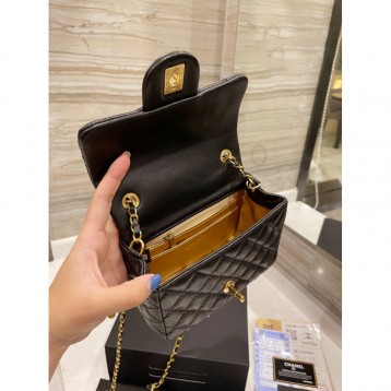 Chanel シャネル なクラシックなハンドバッグ