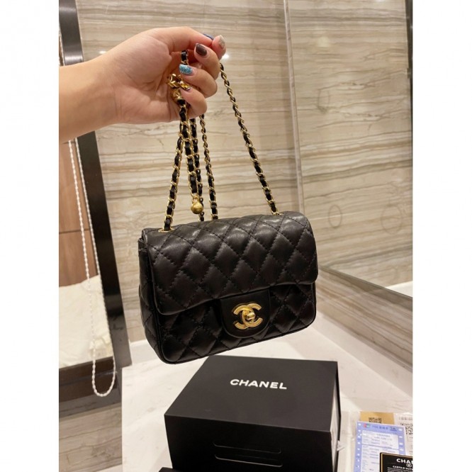 Chanel シャネル なクラシックなハンドバッグ
