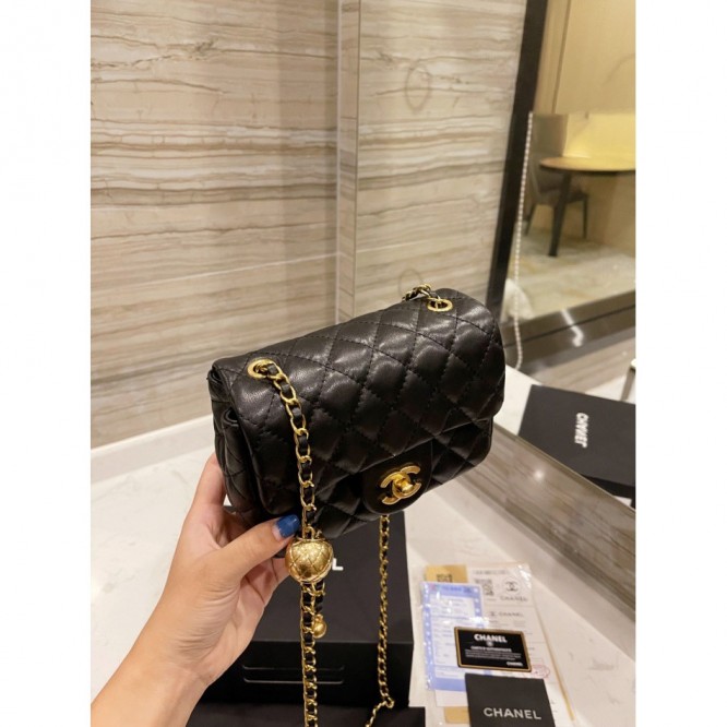 Chanel シャネル なクラシックなハンドバッグ