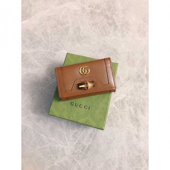 Gucciバンブー付き ミディアム ウォレット ‎658633