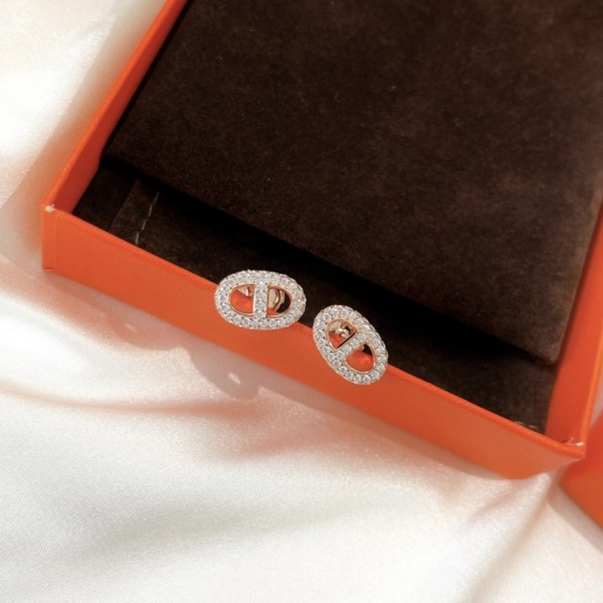 Hermes エルメス ・スタッドピアス イヤリング