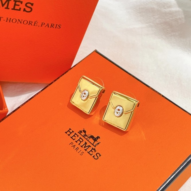Hermes エルメス ・スタッドピアス イヤリング