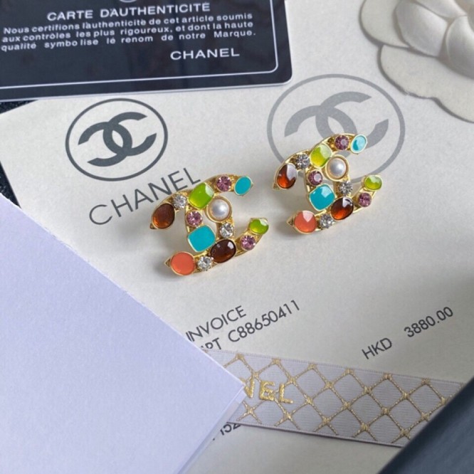 Chanel・ シャネルスタッドピアス イヤリング