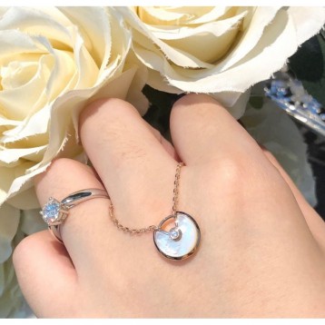 Cartie・カルティエネックレス