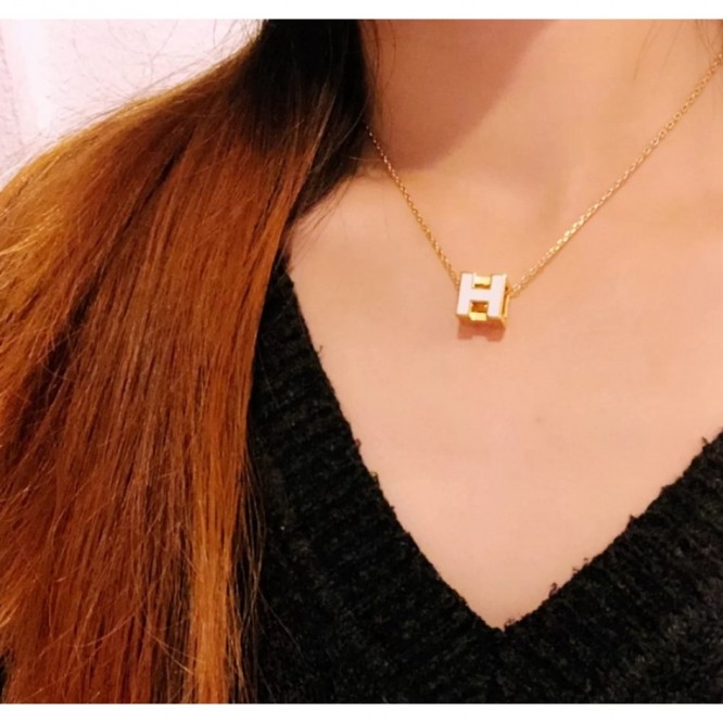 Hermes エルメス ・ネックレス
