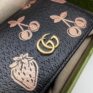 Gucci〔GGマーモント〕ベリー カードケース ウォレット 456126 Gucci〔GGマーモント〕ベリー カードケース ウォレット 456126
