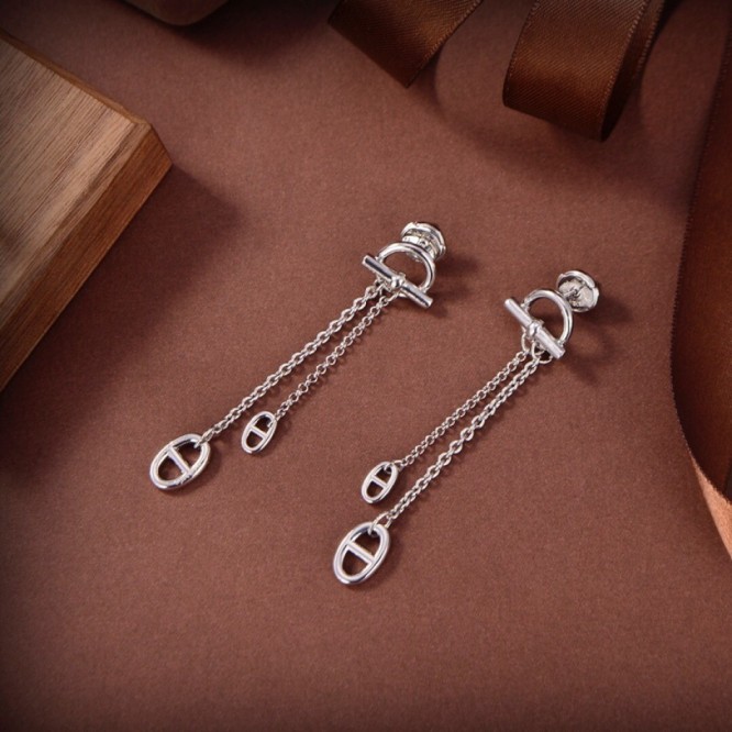 Hermes エルメス ・スタッドピアス イヤリング