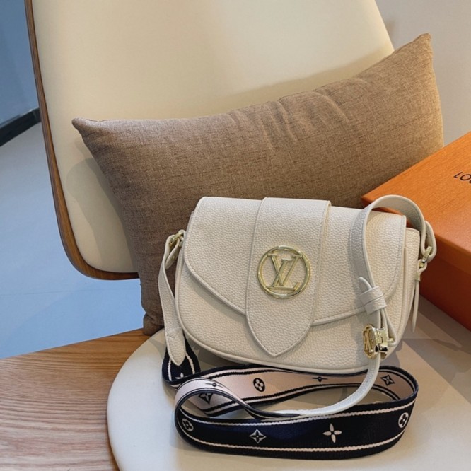 【Louis　Vuitton】LVポンヌフ・ソフト　PMM58964