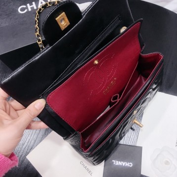 【CHANEL】 フラップバッグ ラムスキン ク 【CHANEL】 フラップバッグ ラムスキン ク