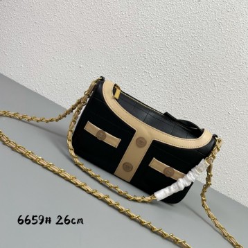 【CHANEL】 フラップバッグ ラムスキン ク