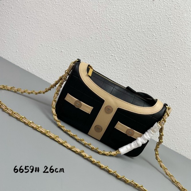 【CHANEL】 フラップバッグ ラムスキン ク