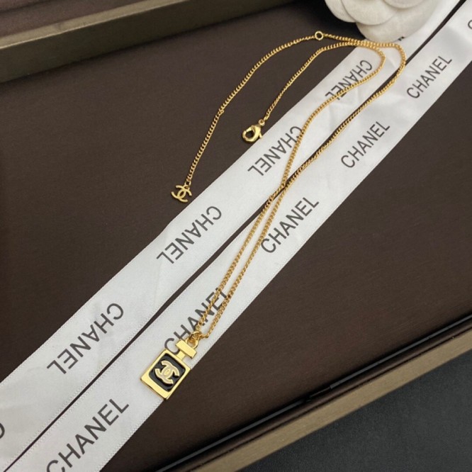 Chanel・ シャネルネックレス