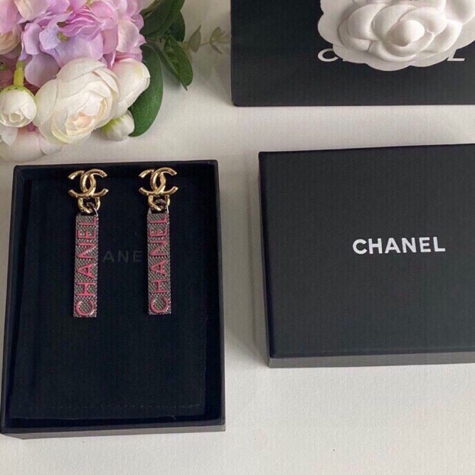Chanel・ シャネルスタッドピアス イヤリング