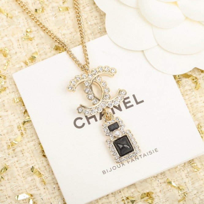 Chanel・ シャネルネックレス