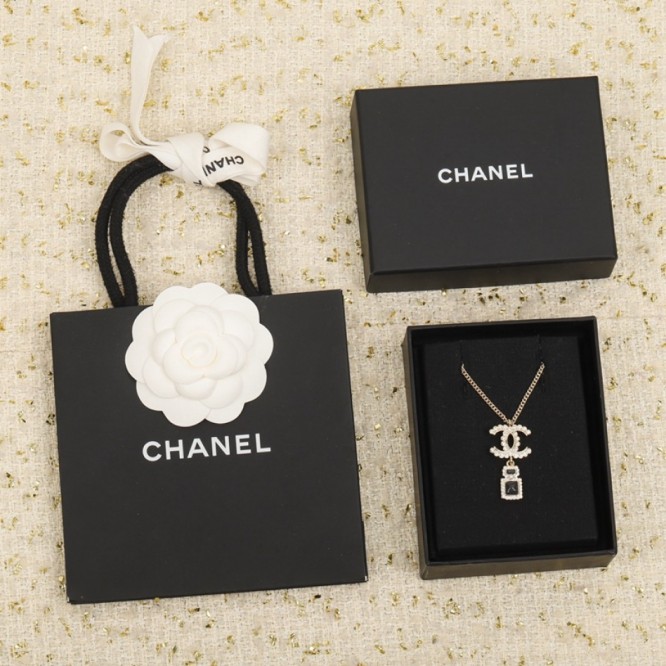 Chanel・ シャネルネックレス