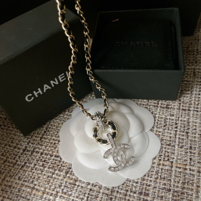 Chanel・ シャネルネックレス