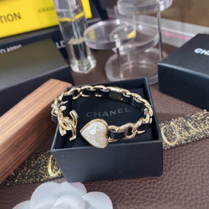 Chanel・ シャネルブレスレット