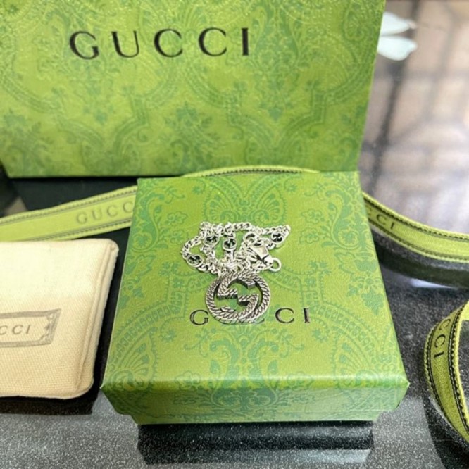 【GUCCIグッチ】インターロッキング G シルバー ブレスレッド