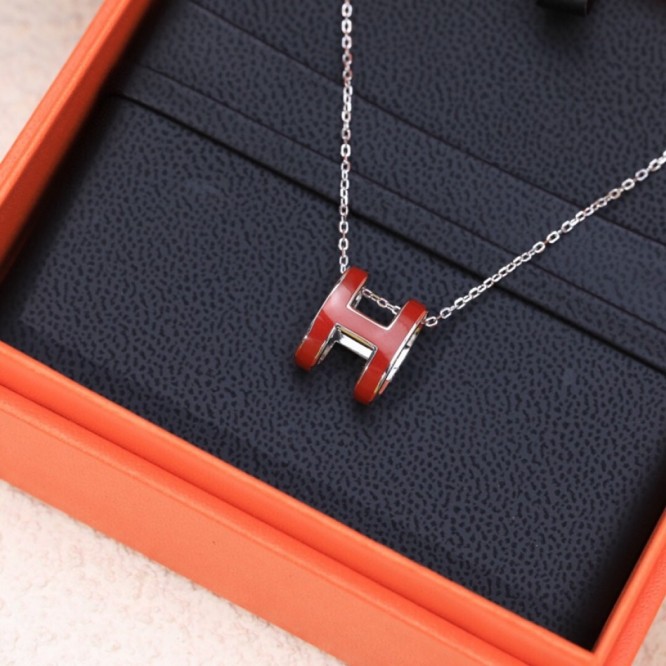 Hermes エルメス ・ネックレス