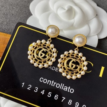 【GUCCIグッチ】ダブルG イヤリング