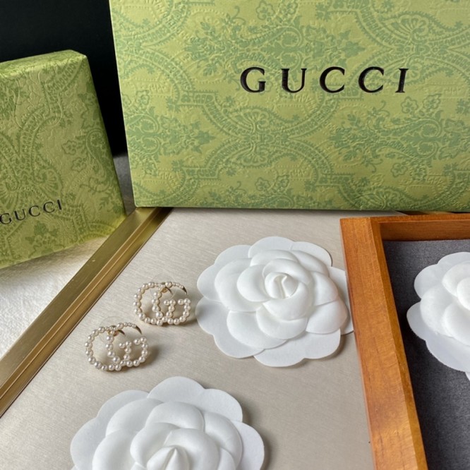 【GUCCIグッチ】ダブルG イヤリング