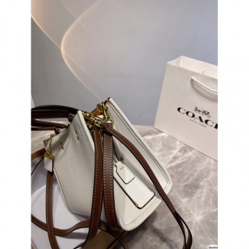 Coachコーチ・最新なクラシック ショルダーバッグ 手提げ袋 肩掛け