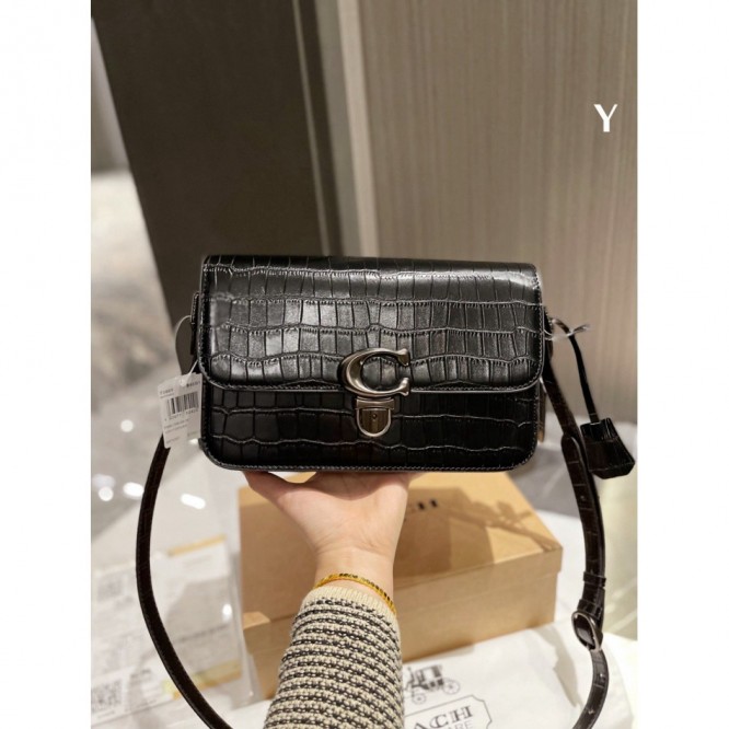Coachコーチ・最新なクラシック ショルダーバッグ 手提げ袋 肩掛け