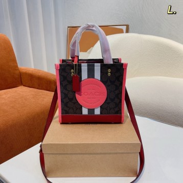 Coachコーチ・最新なクラシック ショルダーバッグ 手提げ袋 肩掛け