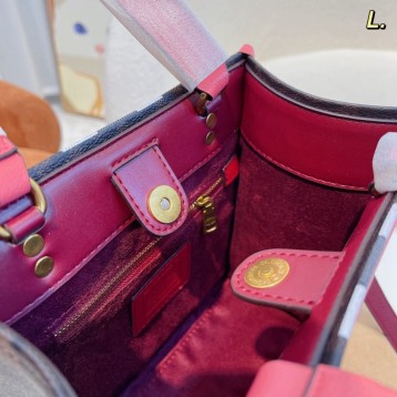 Coachコーチ・最新なクラシック ショルダーバッグ 手提げ袋 肩掛け