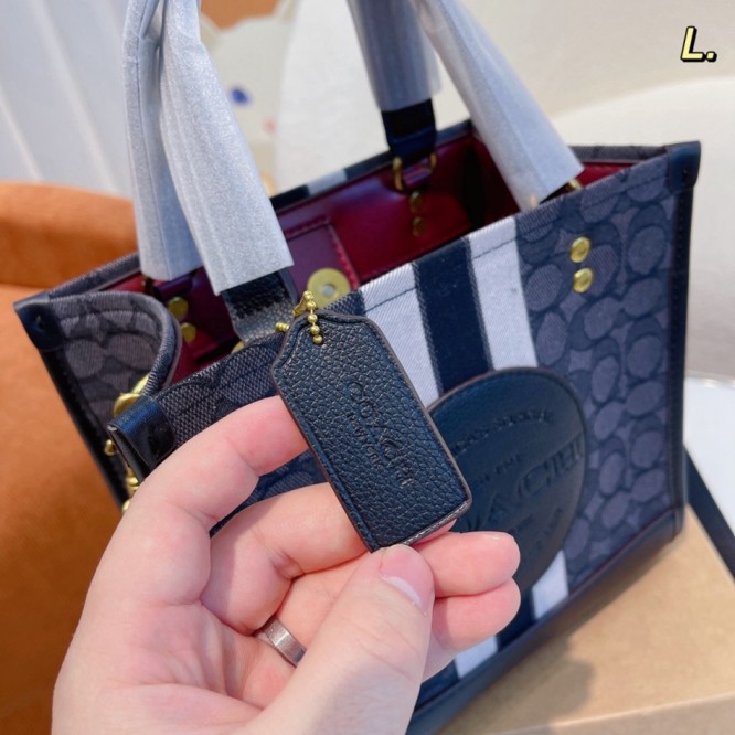 Coachコーチ・最新なクラシック ショルダーバッグ 手提げ袋 肩掛け