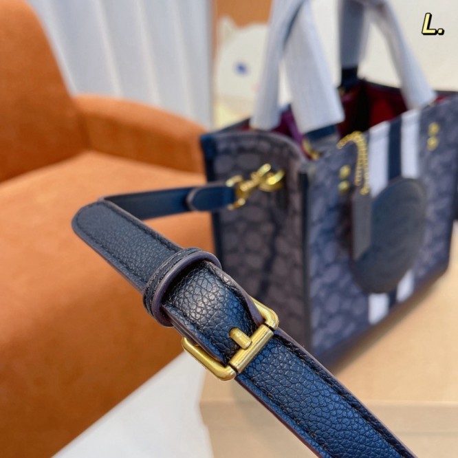 Coachコーチ・最新なクラシック ショルダーバッグ 手提げ袋 肩掛け