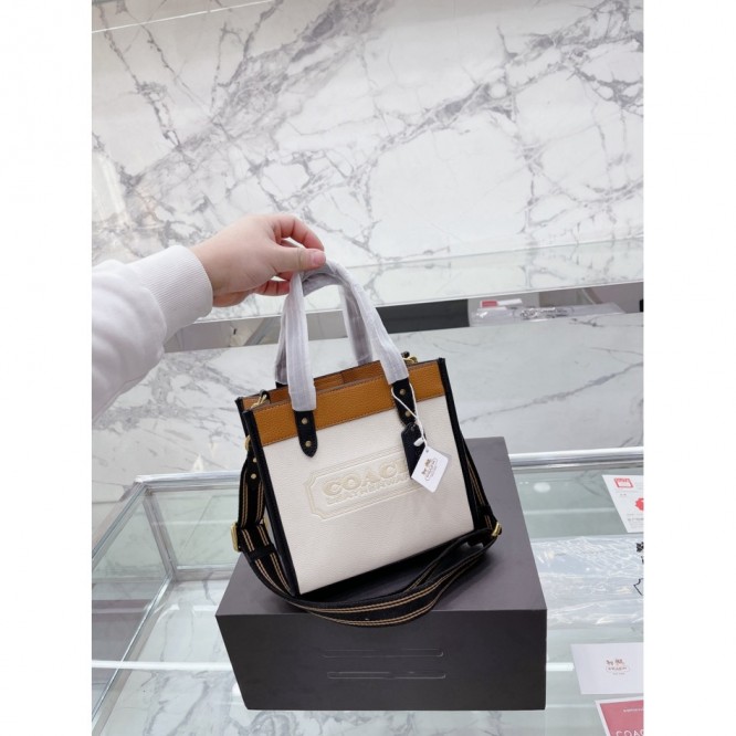 Coachコーチ・最新なクラシック ショルダーバッグ 手提げ袋 肩掛け
