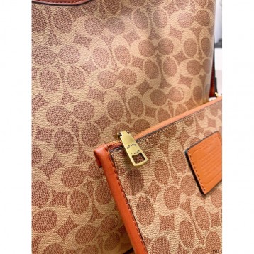 Coachコーチ・最新なクラシック ショルダーバッグ 手提げ袋 肩掛け Coachコーチ・最新なクラシック ショルダーバッグ 手提げ袋 肩掛け