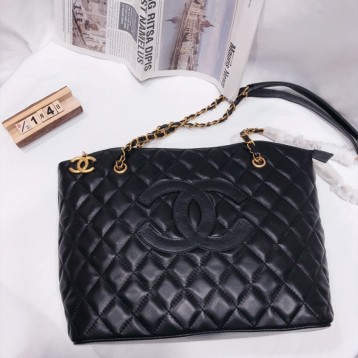Chanel シャネル トートバッグ 大きなクラシックなハンドバッグ 大容量     