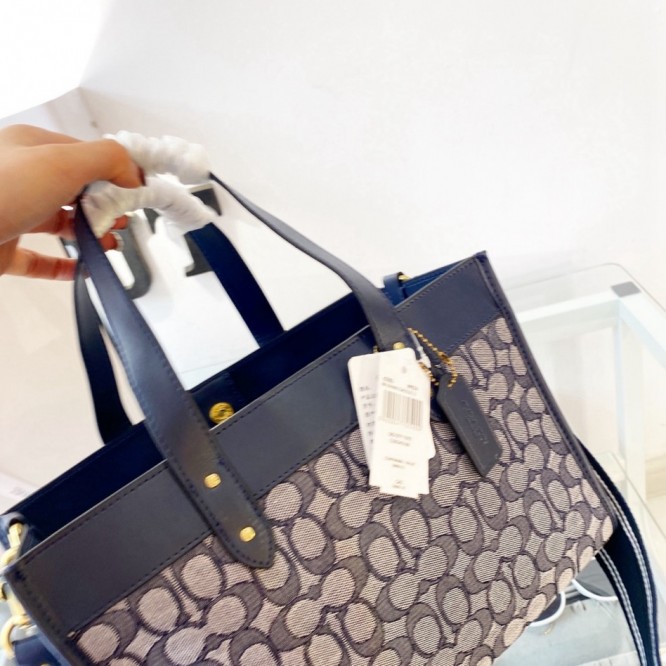 Coachコーチ・最新なクラシック ショルダーバッグ 手提げ袋 肩掛け